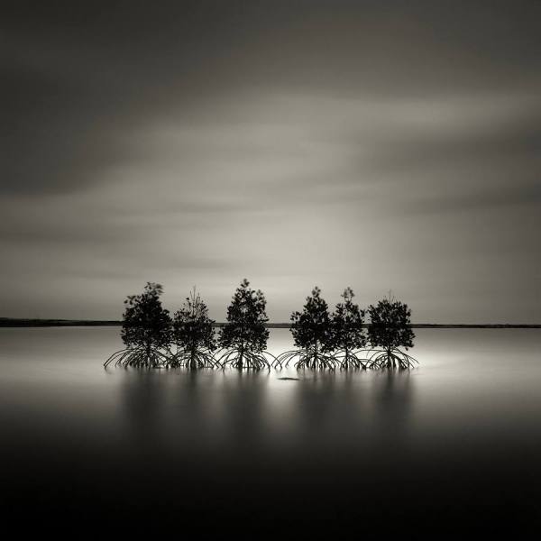 Photograph Firman Hananda Boedihardjo Six on One Eyeland